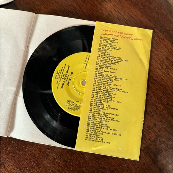 1979 Vintage Disneyland Walt Disney Mother Goose Rhymes Book & Record - Picture 4 of 6